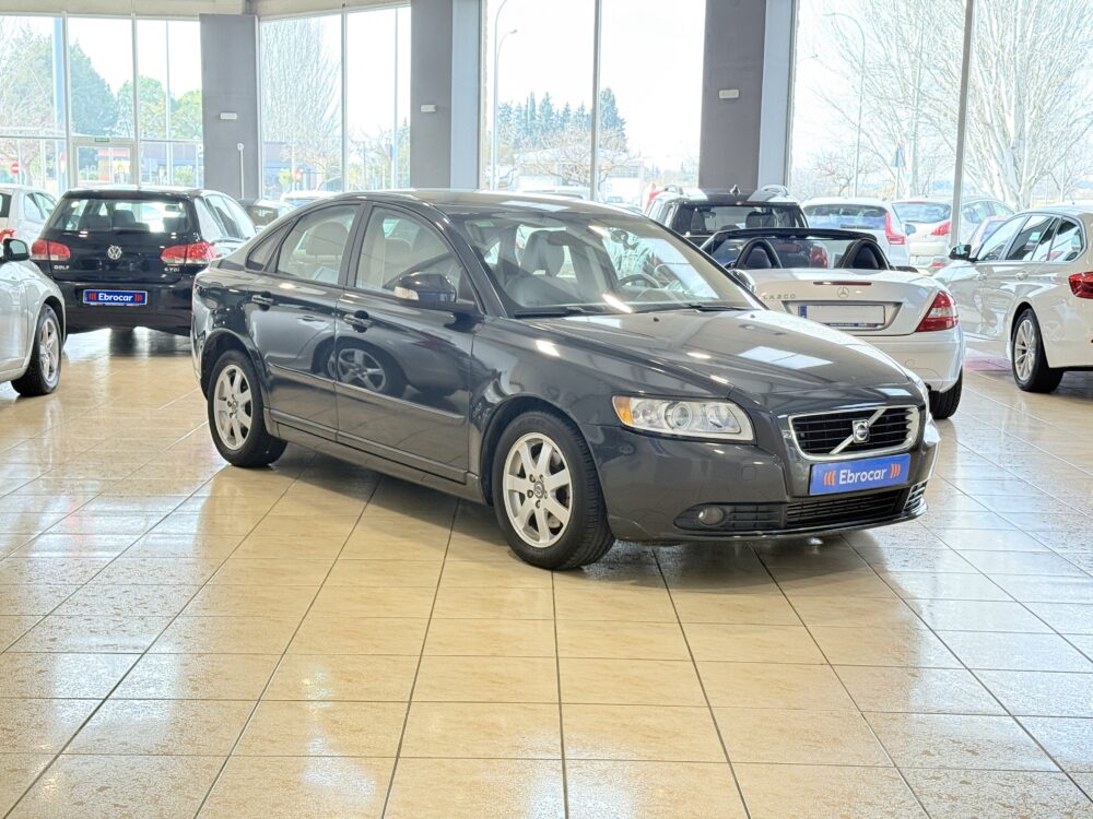 Volvo S40